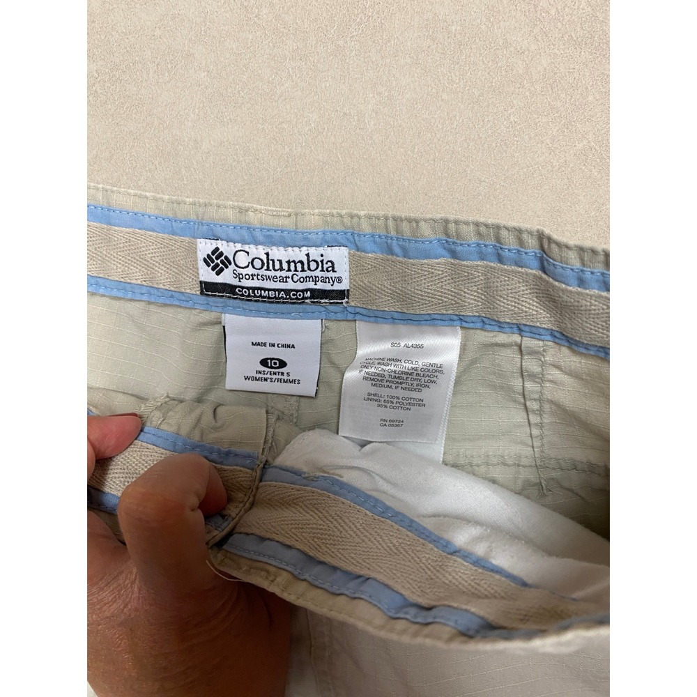 Columbia Womens Tan Ripstop Cargo Hiking Shorts Khaki AL4355 Size 10 - Picture 2 of 5